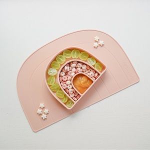 Ava & Oliver -RAINBOW PLACEMAT